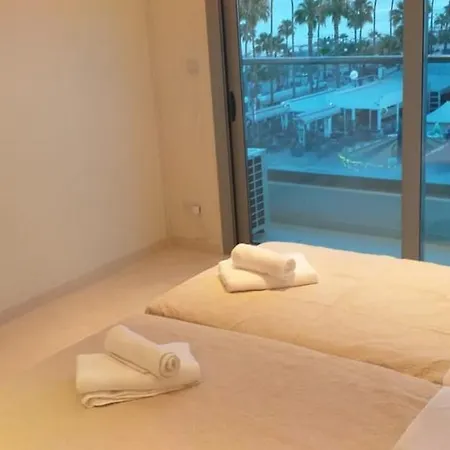 Horizon Luxury At Finikoudes Beach 304 Apartament